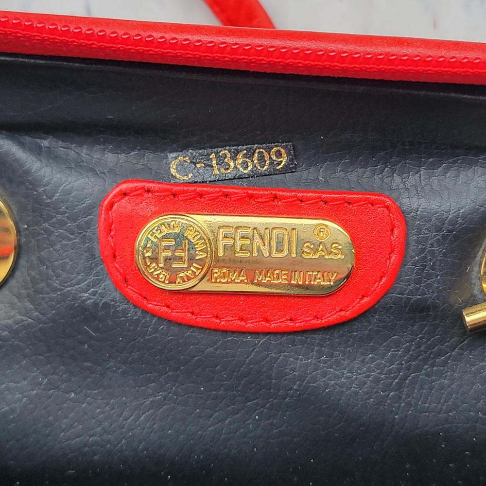 Fendi Shoulder Bag Red Leather Textured Brass Spiral Accents Authentic Purse Vtg - Picture 6 of 10